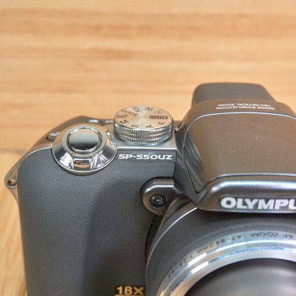 OLYMPUS SP-550UZ 7.1MP Digital Camera, 18x Optical Zoom, Image Stabilization - Picture 6 of 9
